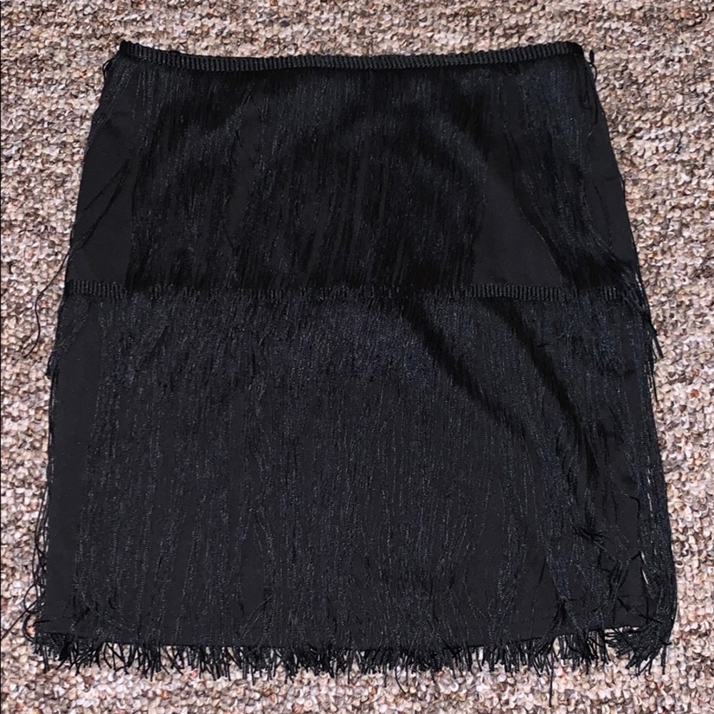 Boohoo black tassel skirt size 4